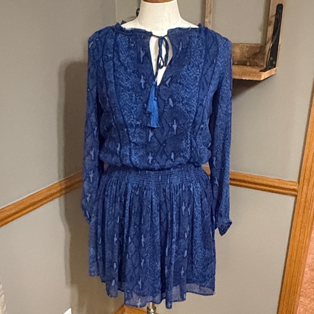 Banana republic Blue Long Sleeve Smocked Waist Dress with Tassel Tie size small